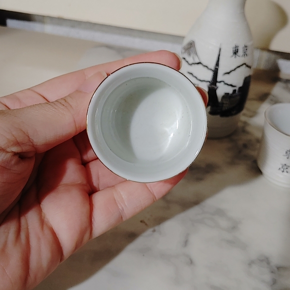 Vintage Japanese Sake Set - Picture 2 of 7